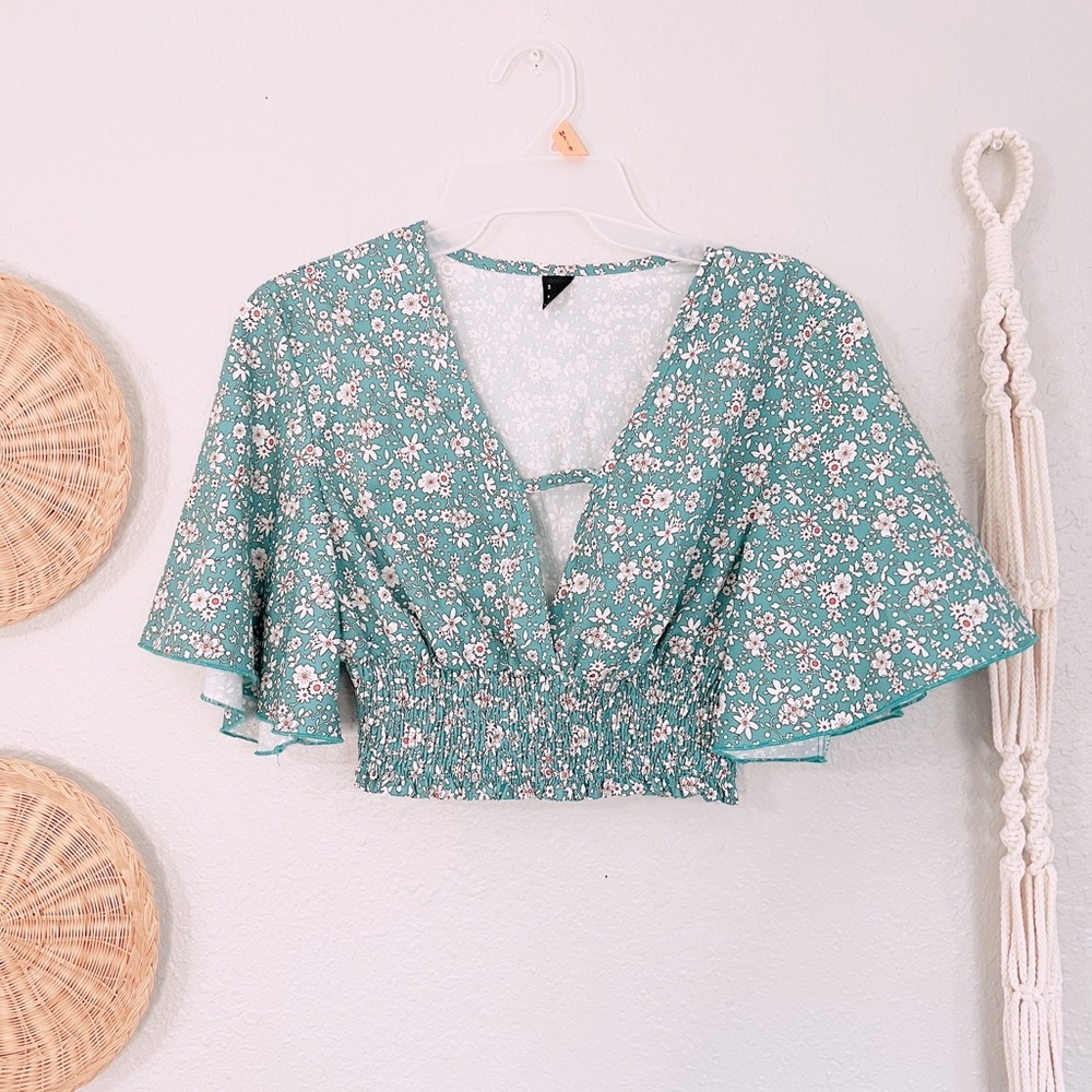 Blue floral bohemian crop top